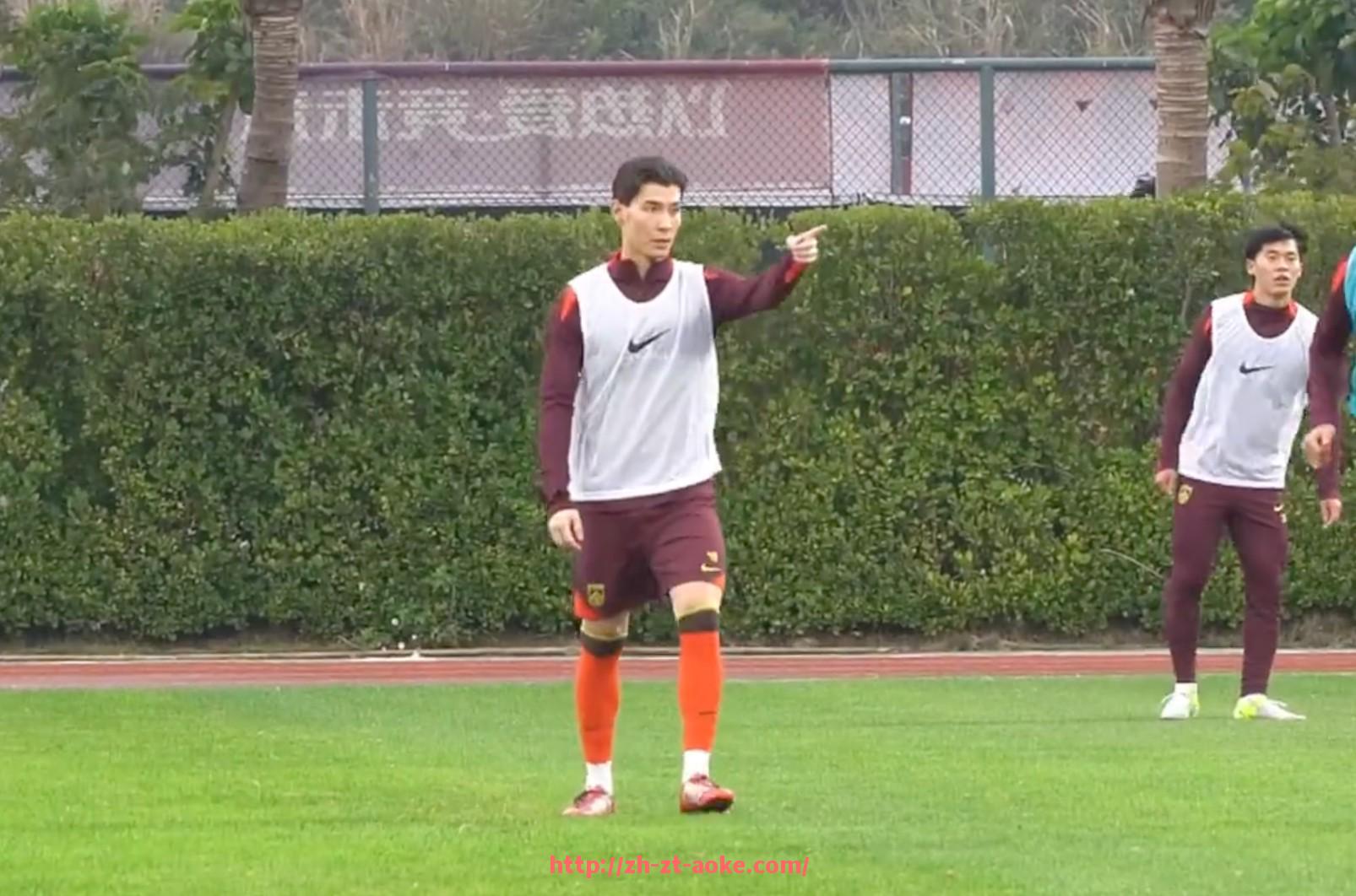 澳客足彩-2025年世俱杯球衣销售渠道布局及市场拓展策略研究